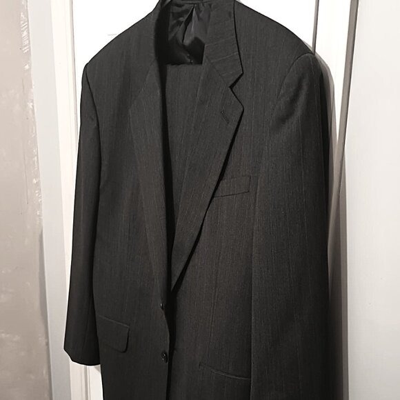 Gerald Austin Men 2 Piece Dark Gray Suit      42R - Picture 2 of 16